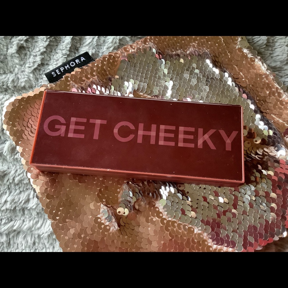 Clinique get cheeky blush palette